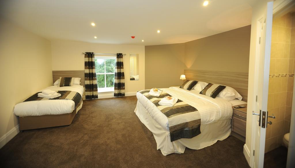 Queens Arms Country Inn Глоссоп Номер фото