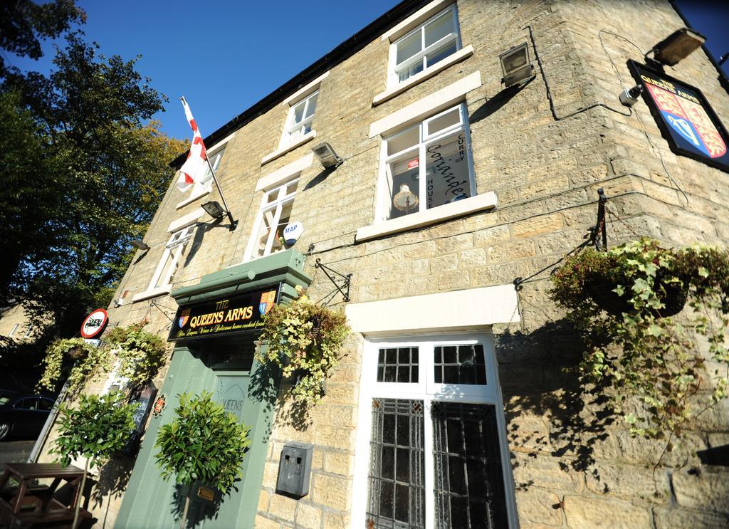 Queens Arms Country Inn Глоссоп Экстерьер фото